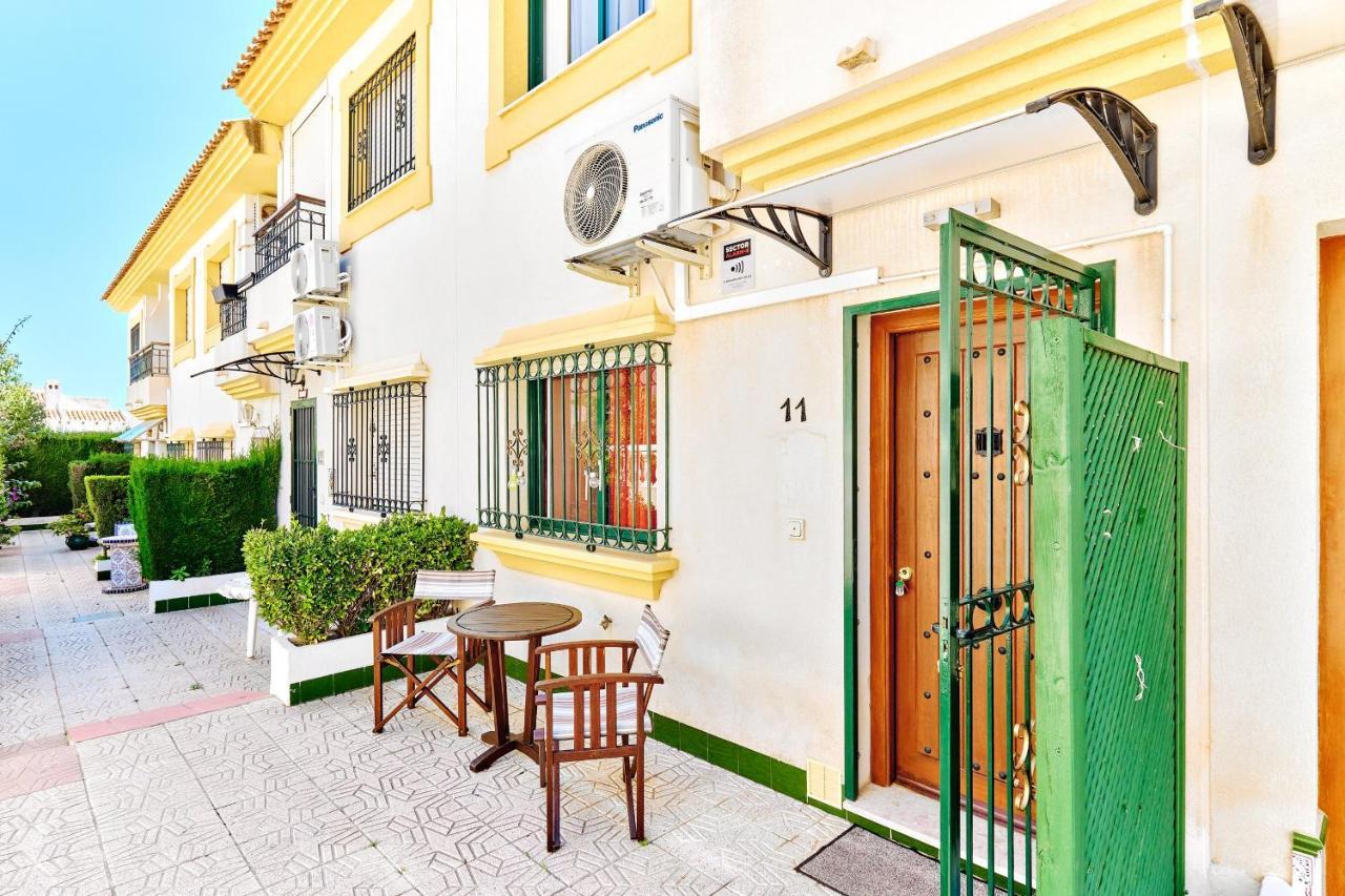 Espanhouse Sonia In La Zenia Playas De Ориуэла Экстерьер фото