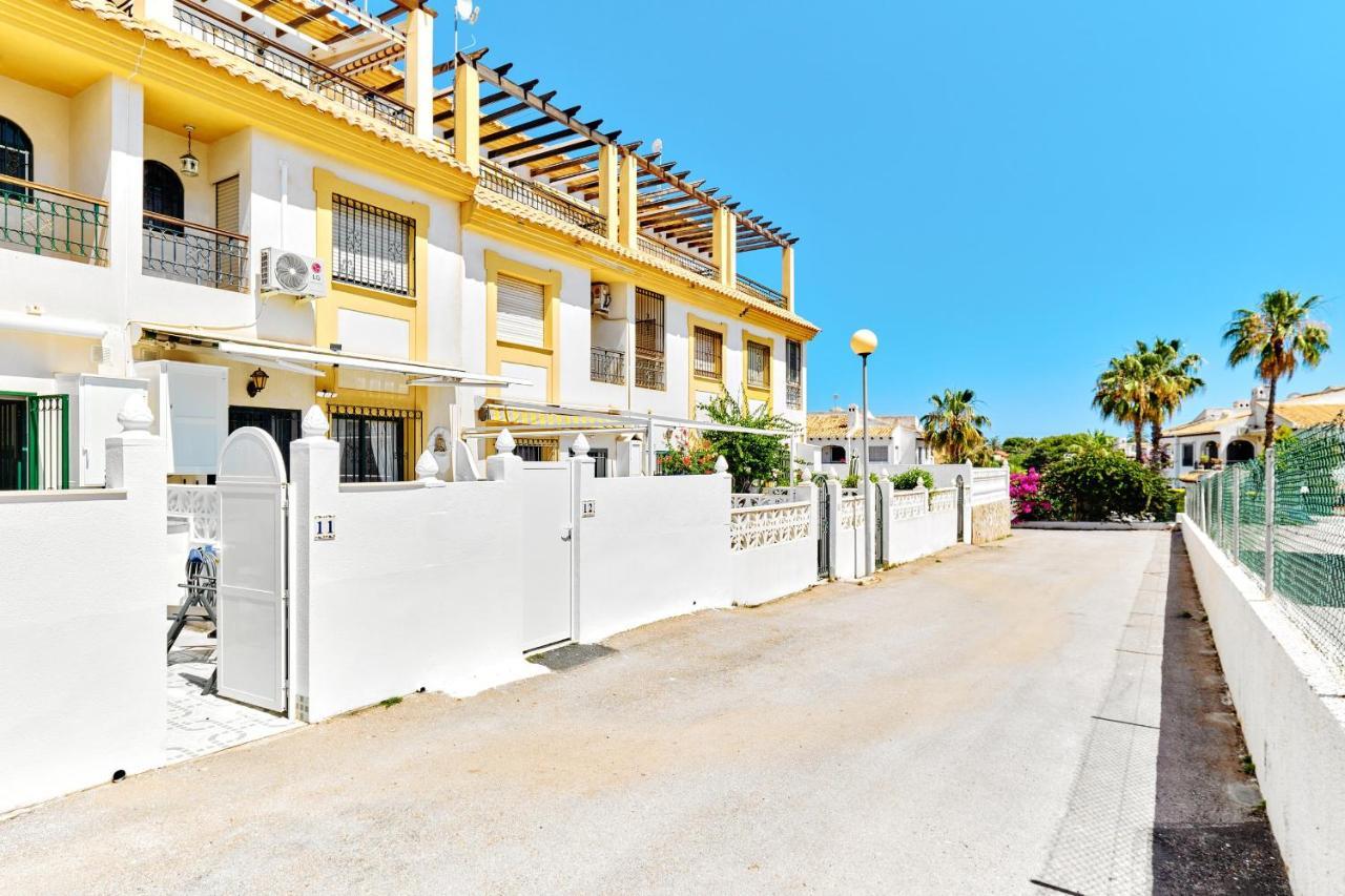 Espanhouse Sonia In La Zenia Playas De Ориуэла Экстерьер фото